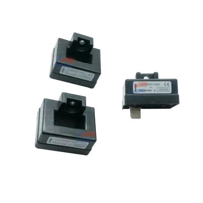 YJJ L03S600D15WM 10μs 20mA द्विदिशात्मक ± 1% 600A एक हॉल वर्तमान सेंसर आधार में स्थापित है