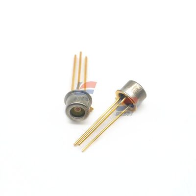 G12180-010A कम जंक्शन कैपेसिटी InGaAs PIN Photodiodes 0.9 से 1.7 μm तक संवेदनशीलता तरंग दैर्ध्य रेंज और धातु Encapsulation के साथ